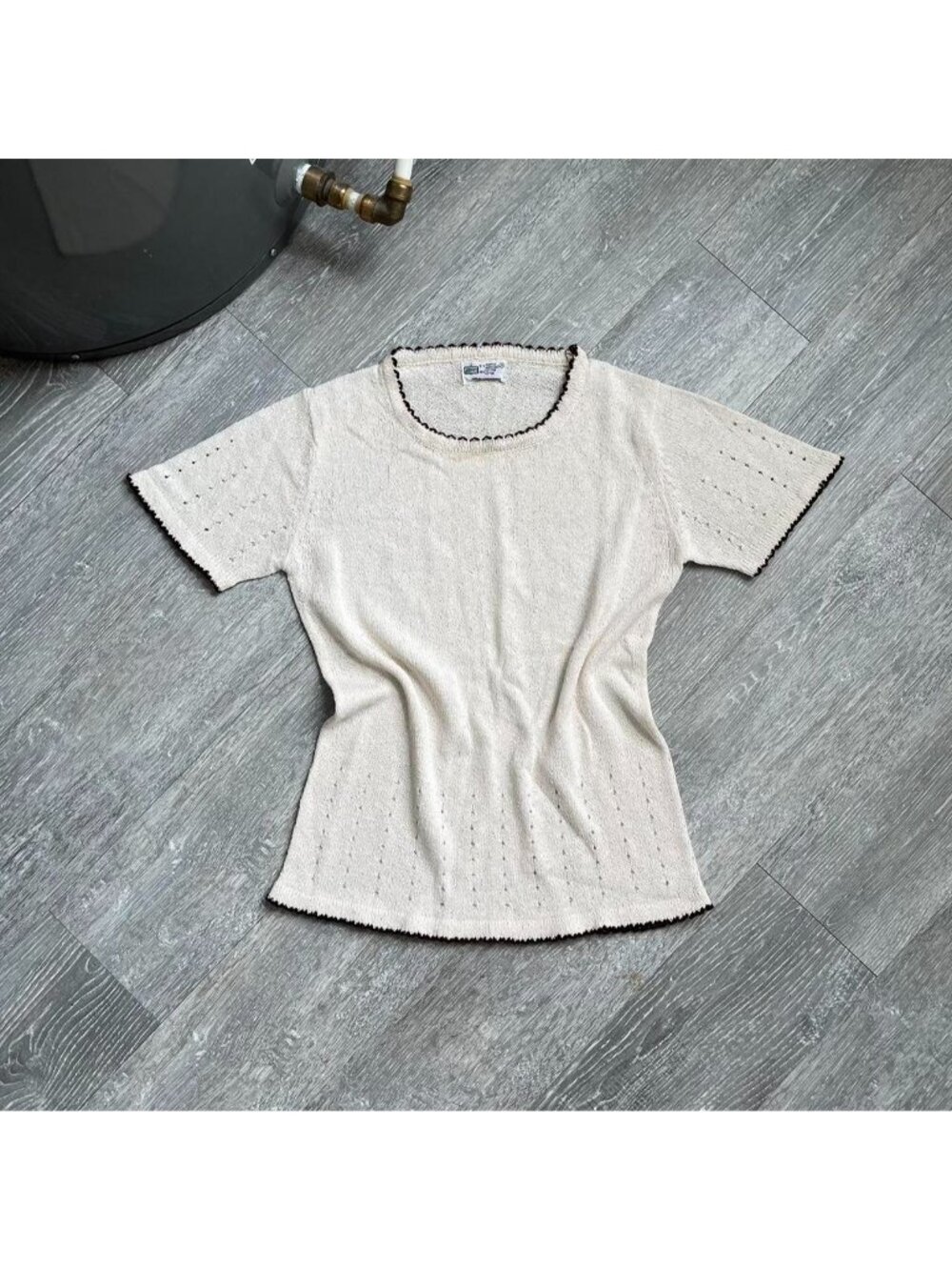 Cream / White / Black Vintage 70’s / 80’s “K-Mart” Retro Knit Short-Sleeve Top
